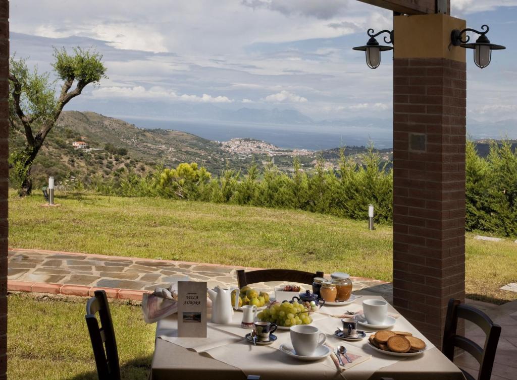 Casa Vacanza Villa Aurora Laureana Cilento Exterior foto