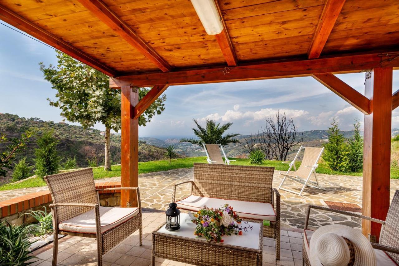 Casa Vacanza Villa Aurora Laureana Cilento Exterior foto